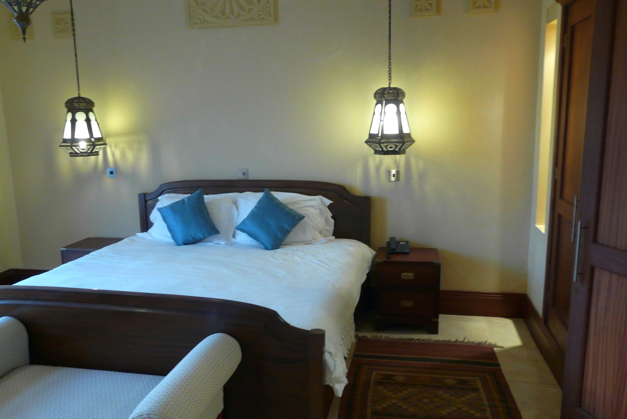 Cocoa Boutique Hotel - Your Kenyan Beachfront Bliss Mombasa Exterior photo