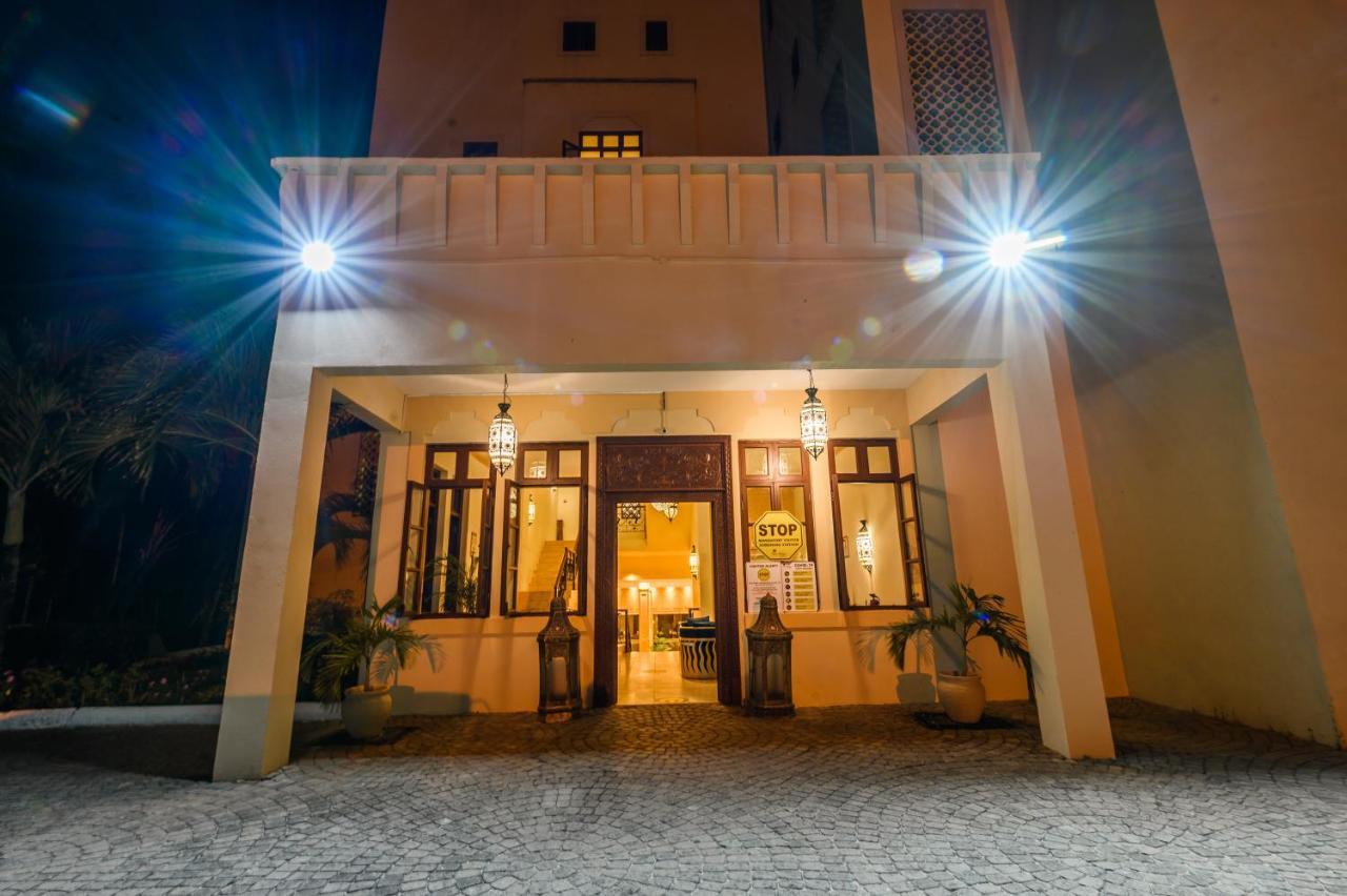 Cocoa Boutique Hotel - Your Kenyan Beachfront Bliss Mombasa Exterior photo