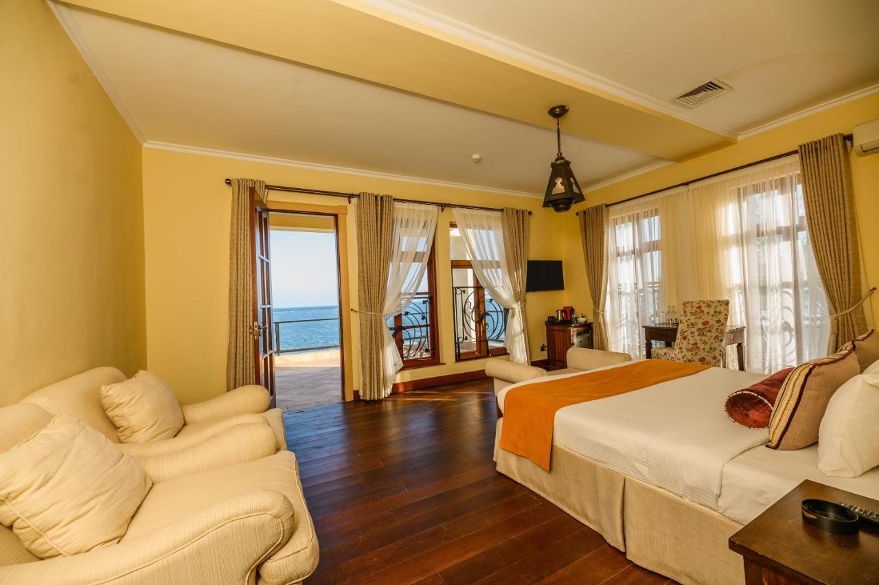 Cocoa Boutique Hotel - Your Kenyan Beachfront Bliss Mombasa Exterior photo