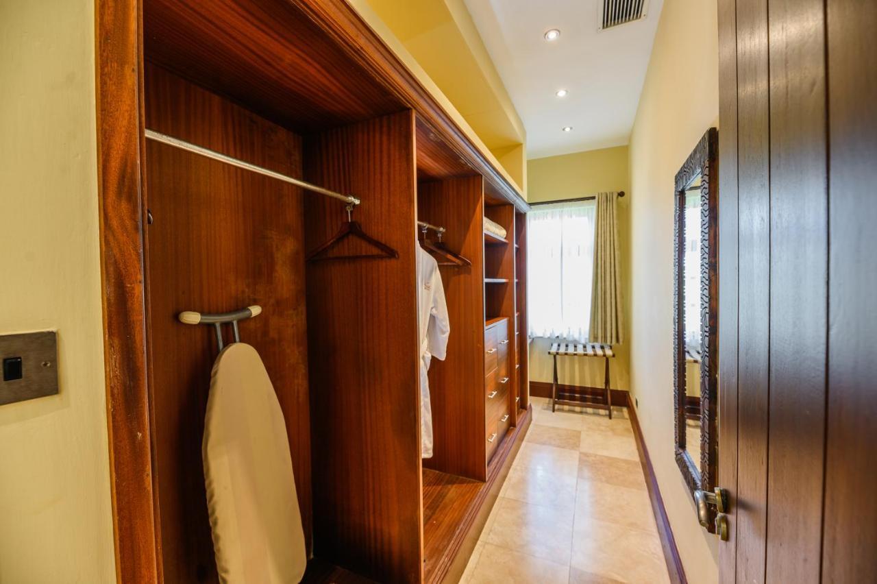 Cocoa Boutique Hotel - Your Kenyan Beachfront Bliss Mombasa Exterior photo