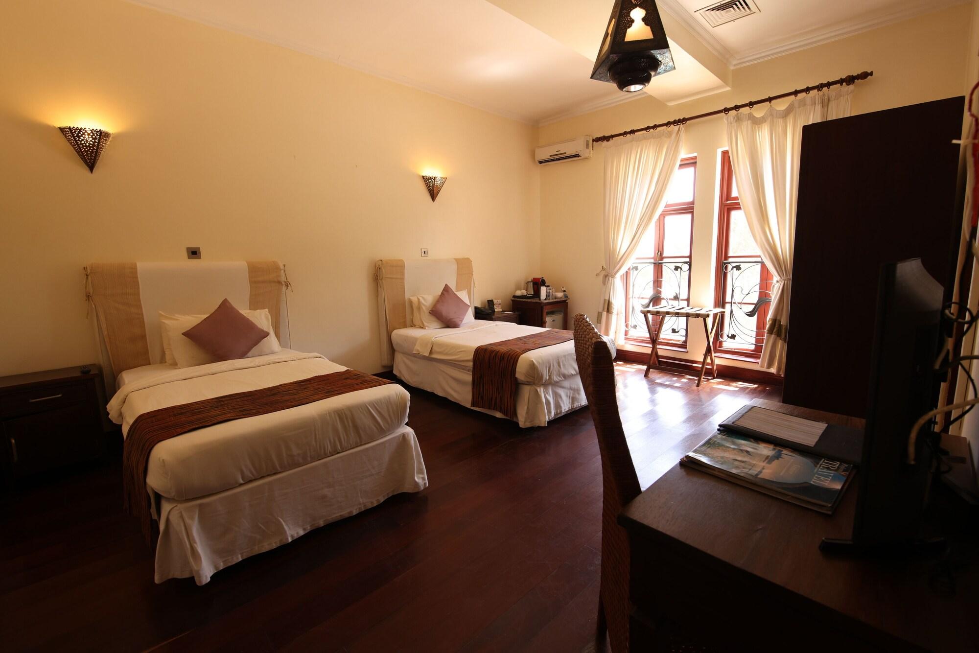 Cocoa Boutique Hotel - Your Kenyan Beachfront Bliss Mombasa Exterior photo